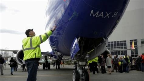 Boeing cuts 12,000 workers; CEO says coronavirus means ‘fewer …