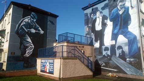 Bogside - Derry Smart Tour