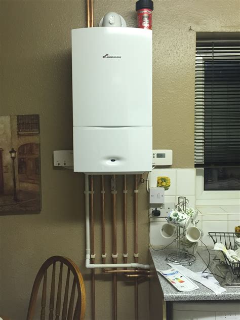 Boiler cost. There are also extra monthly subscription services that you can pick up when you buy a smart thermostat. Here are some of the best combi boilers people are buying right now to work with smart technology: Viessmann Vitodens 050-w combi boiler. Worcester Bosch 4000 combi boiler. Viessmann Vitodens 100-w combi boiler. 