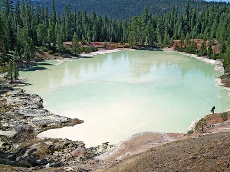 Boiling Springs Lake, Lassen Volcanic National Park, California