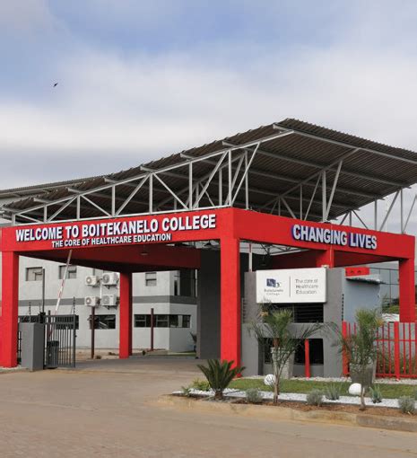 Boitekanelo College Contact details & Website