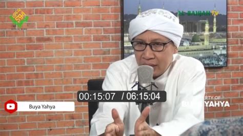 Bolehkah Istri Memeriksa Handphone Suami? Ini Kata Buya Yahya