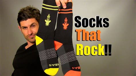 Bombas socks shark tank. Bombas co-founders David Heath and Randy Goldberg were working together at a lifestyle website when they saw a post on Facebook about homeless shelters struggling to find socks, The duo ... 