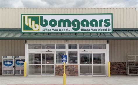 Bomgaars hours. Bomgaars is a family owned and operated chain store. Serving the Midwest to the Rockies! Farm, Ag, Workwear, Footwear, Hardware, Automotive, Tools, Power Equipment, Lawn and Garden & Much More! Located in Alliance NE. 2452 S … 