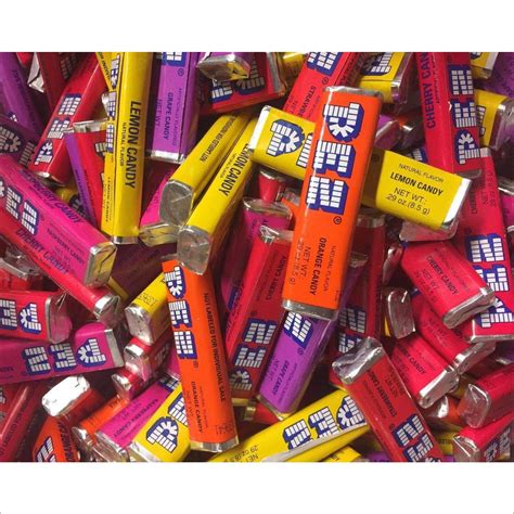 Lot 5 distributeurs de bonbons PEZ - Dont 1 sous blister