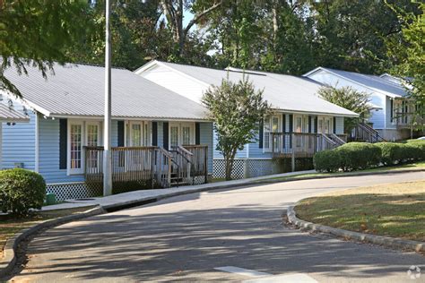 Bond On Magnolia in Tallahassee, Florida - Family …