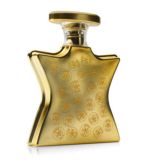 NoMad by Bond No 9 is a Amber Floral fragrance for women and men. NoMad was launched in 2021. ... It’s not a bad smell, just not what I want to smell like.smells like walking through the perfume department in Macy’s. Typical designer smell, doesn’t smell like $440 before tax. oscarj221 10/27/21 12:52.. 