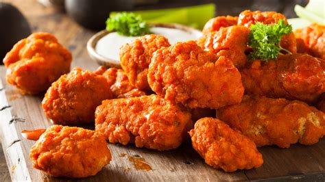 Boneless chicken wings. Boneless Chicken Wings w/ Buffalo Sauce (Add Dipping Sauce Choice) Per 8 pieces - Calories: 770kcal | Fat: 52.00g | Carbs: 42.00g | Protein: 34.00g Nutrition Facts - Similar. Blazing Buffalo Boneless Chicken Wings (Whole Foods Market) Per 4 oz - … 