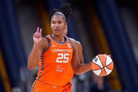 Bonner, Thomas lead Sun to a 90-60 rout of the Lynx in WNBA playoff opener