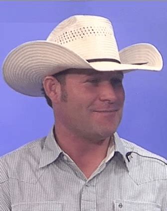 Booger brown net worth. Bubba Thompson's Net worth. Thompson has an approximate net worth of $100K -$1 million U. S dollars. Bubba Thompson The Cowboy Way. When Bubba Thompson starred in the southern-style reality show "Sweet Home Alabama" in 2012, he claimed the hearts of women across the country with his charm and integrity. 