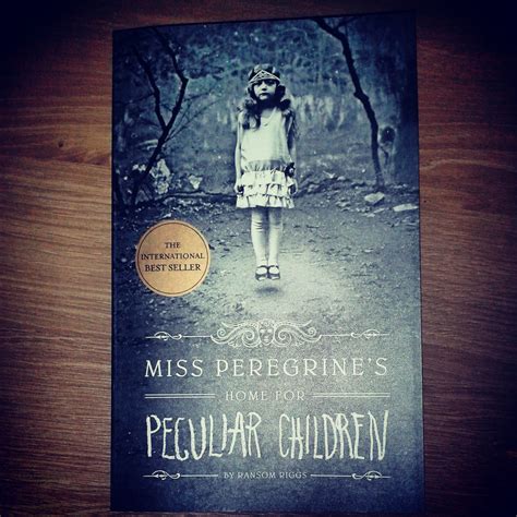 Book Review :: Miss Peregrine