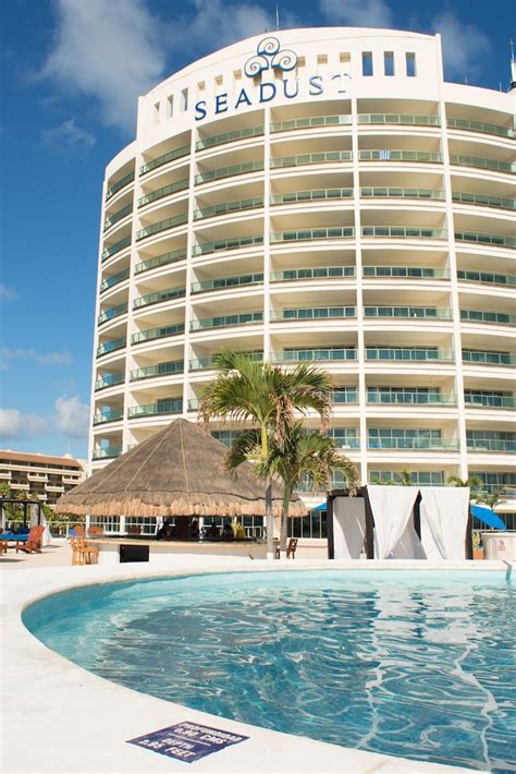 Book Seadust Cancún All Inclusive Family Resort in Cancun