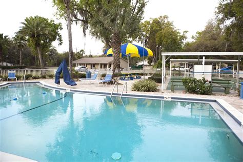 Book Tampa East RV Resort- Campground in Dover Hotels.com