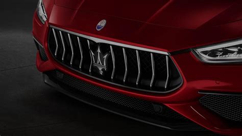 Book Your Maserati MOT at H.R. Owen Maserati