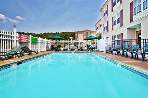 Book a Hotel in Rome, GA Country Inn & Suites