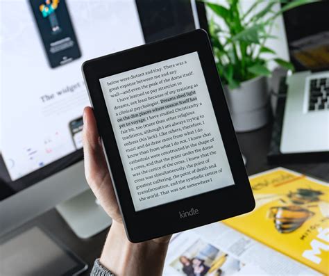 Amazon Kindle – The lightest and most compact Kindle, 
