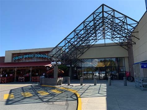 Bookstore Cottonwood Mall - Chilliwack, British Columbia