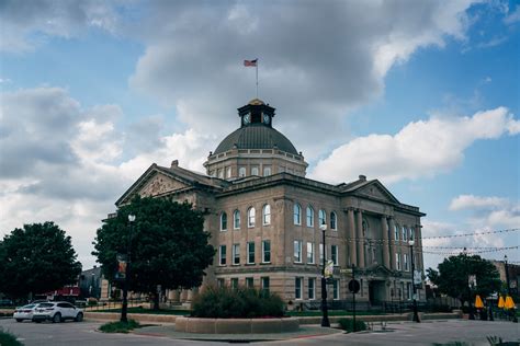Boone county ky courthouse.  Dec 19, 2000 · CONTACT THE RESPECTIVE COUNTY CLERK OF STATE ...