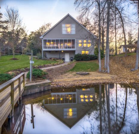 View detailed information about property 28 Boone Lake C