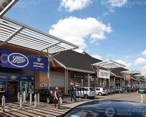 Boots Farnborough Blackwater Retail Park in Farnborough