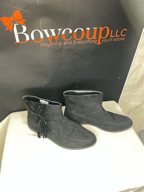Boots etcetera. Corral Circle G Women's Black & Grey Embroidery Snip Toe Boots. Corral. $145.95. Sale. Corral Circle G Women's Black Flowered Embroidery Western Tall Boots. Corral. $143.95 $118.97. Sale. Corral Circle G Men's Natural Python Embroidery Round Toe Exotic Boots. 
