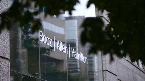 Find the latest Booz Allen Hamilton Holding Corporation (BAH) stock quote, history, news and other vital information to help you with your stock trading and investing.. 