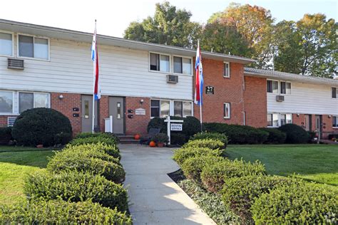 Bordentown apartments. See all available apartments for rent at Hillcrest Apartments in Bordentown, NJ. Hillcrest Apartments has rental units ranging from 660-900 sq ft starting at $1425. 