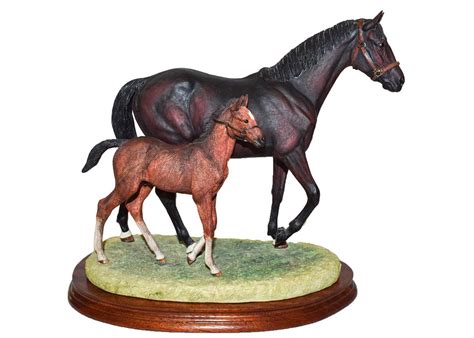 Border Fine Arts Thoroughbred Mare And Foal #498628125