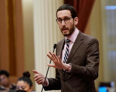 Borenstein: Blue-state California lawmakers also undermining democracy