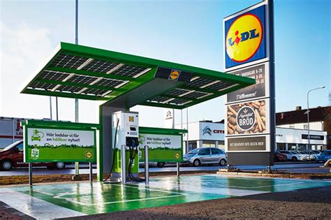 Bornes de recharge pour voitures électriques - Lidl