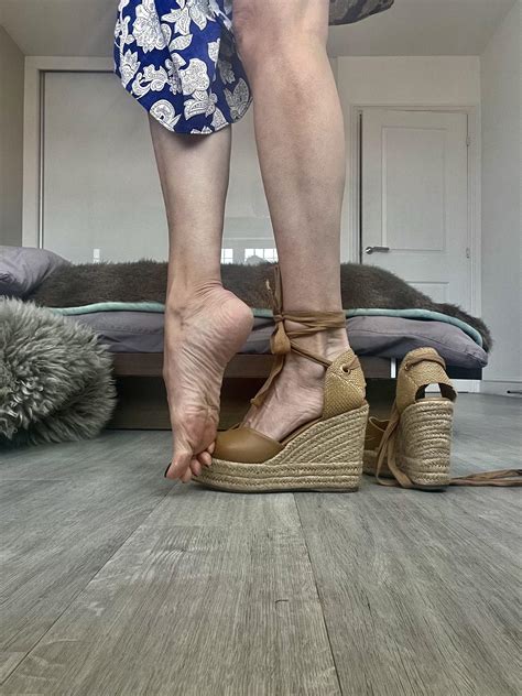 💋 +18 Bornroyal_Feet Leaks