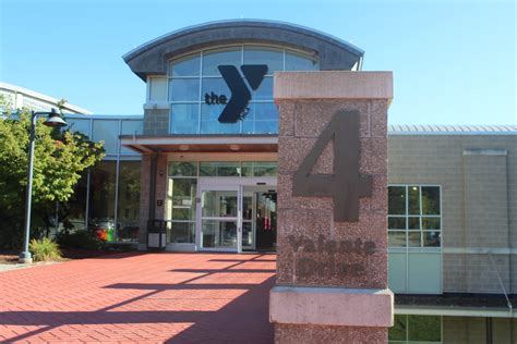 Boroughs ymca. CENTRAL MASSACHUSETTS YMCA – BOROUGHS 4 Valente Drive Westborough, MA 01581 P 508.870.1320 W www.ymcaofcm.org Pool Schedule Boroughs YMCA Effective January 2017 Sunday Monday Tuesday Wednesday Thursday Friday Saturday Open Swim 12:30-4:30pm 12:15-3:30pm 7-8:30pm 10:15am-3:30pm … 