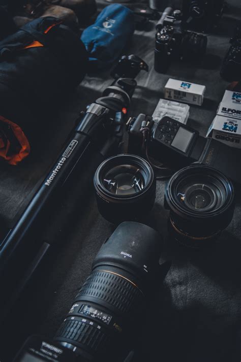 Borrowed lenses. We tried out two photo gear rental companies to see which experience was better!Become a Channel Member! http://bit.ly/joinscmemberI’m on Patreon! https://ww... 