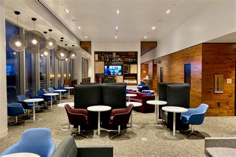 Bos centurion lounge. London. American Express. While Heathrow Airport made its debut in 1946, the LHR Centurion Lounge offers a wealth of polished amenities fresh from the 21st century. During a visit, guests can ... 
