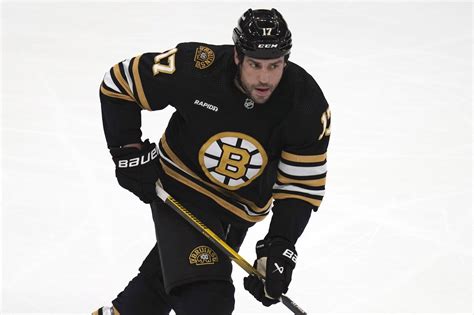 Boston Bruins forward Milan Lucic pleads not guilty to assaulting wife
