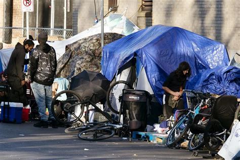 Boston announces new plan to rid city of homeless encampment, get residents help
