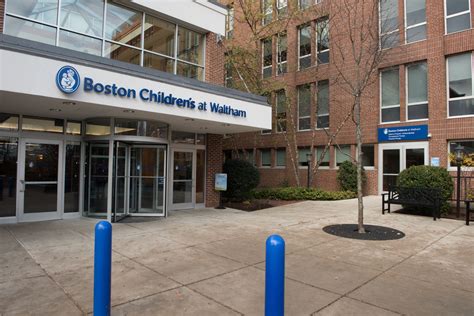 Boston children. The Nutrition Center at Boston Children’s Hospital is dedicated to providing infants, children, adolescents, and young adults with comprehensive nutrition assessments, a vital part of a fully customized care plan for many conditions. 
