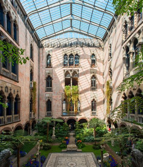 Boston gardner museum. In 1898, Isabella Stewart Gardner brought the first painting by Raphael to the United States. Named after the celebrated Renaissance painter, this room commemorates his achievements and evokes the moment when Italian artists began looking to ancient Greece and Rome for inspiration. Paintings by 15th and 16th century Italian painters are … 