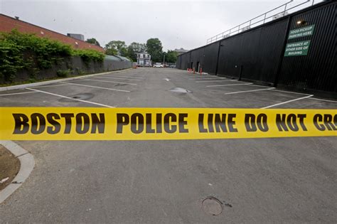 Boston police officer shot in Roxbury, taken to BMC