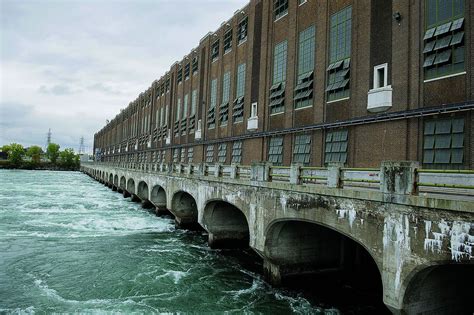Bottomless supply? Concerns of limited Canadian hydropower as U.S. seeks to decarbonize grid