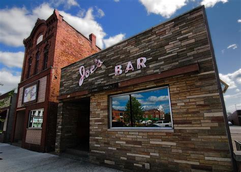 Bottoms Up: A Toast to Wisconsin s Historic Bars and …