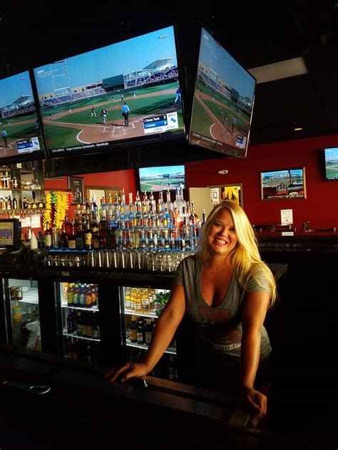 Bottoms Up Bar & Grill, Lansing, Illinois. 8,170 likes · 139 talking about this · 22,324 were here. Welcome to the Bottom Up Sports Bar & Grill website. We are a family owned and operated business on. 