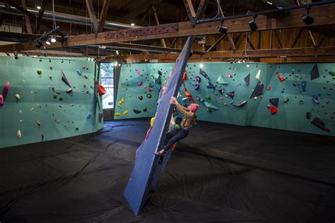 Boulder project seattle. Where & When? Catch us at the Bouldering Project!. 660 S 400 W Suite 600, Salt Lake City, UT 84101. June 19, 5-9 pm. Mobility classes at 5 & 6 pm You may recognize the location as the evo hotel in Salt Lake! 