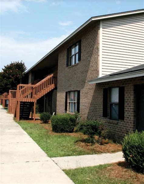 Boulevard west apartments. Visit us at Boulevard West to see all that we have to offer! For more details, contact our office, and we will get back to you as soon as possible. Boulevard West Apartments is an apartment located in Pitt County, the 27834 Zip Code, and the Ridgewood Elementary School, A.G. Cox Middle School, and South Central High School attendance zone. 