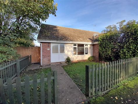 Boulters Way, Stowmarket, IP14 1SG - detailed information