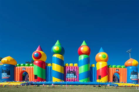 Bounce america. We are proud to introduce The Big Bounce America, an action packed family-friendly day out featuring THE WORLD’S BIGGEST BOUNCE HOUSE! After a sell out tour in 2017 we’re now coming to Silver Lakes Parks, Norco CA on Friday 28th, Saturday 29th and Sunday 30th September. Tickets from only $12! 