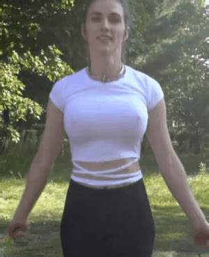 Braless in motion- Braless gifs and braless videos for fans of bouncing, jiggling and/or pokies. View 2 168 NSFW videos and enjoy Bralessinmotion with the endless random gallery on Scrolller.com. Go on to discover millions of awesome videos and pictures in thousands of other categories.