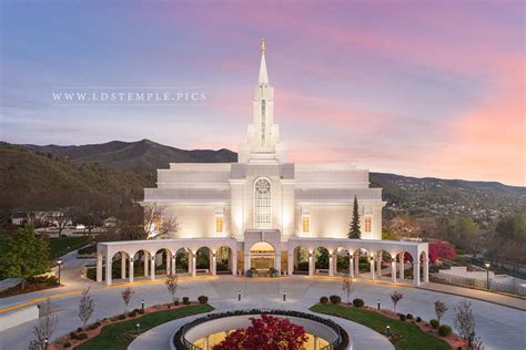 The Bountiful Utah Temple is one of only two temples dedicate