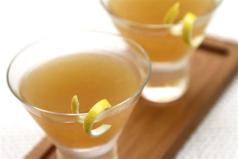 Bourbon Sidecar with lemon bitters Food & Style