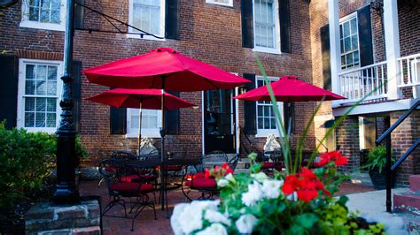 Bourbon manor. BARDSTOWN, Ky. - Oct. 13, 2013 - PRLog-- The new Bourbon Manor Inn – a bourbon-themed bed and breakfast, cafe and spa – and the new Kentucky Bourbon Marketplace add spirit to Bardstown, Ky.’s, already … 